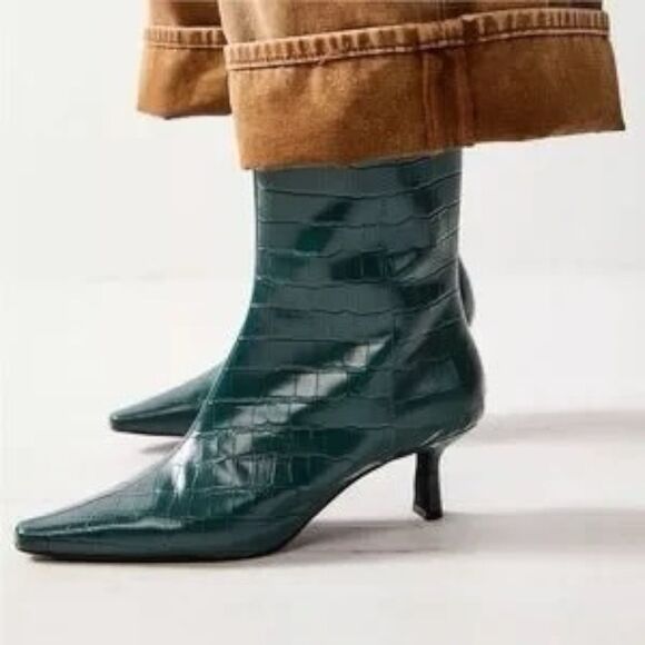 Free People Main Character Boots Size 9 Blue Green Croc Embossed Pointed Toe - Picture 1 of 9